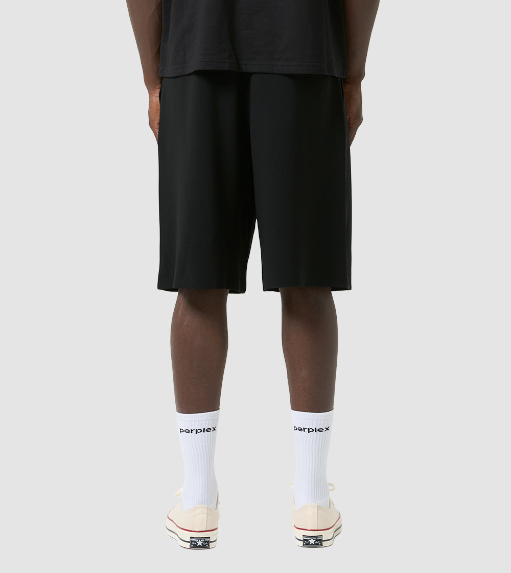 Kuro Shorts Black